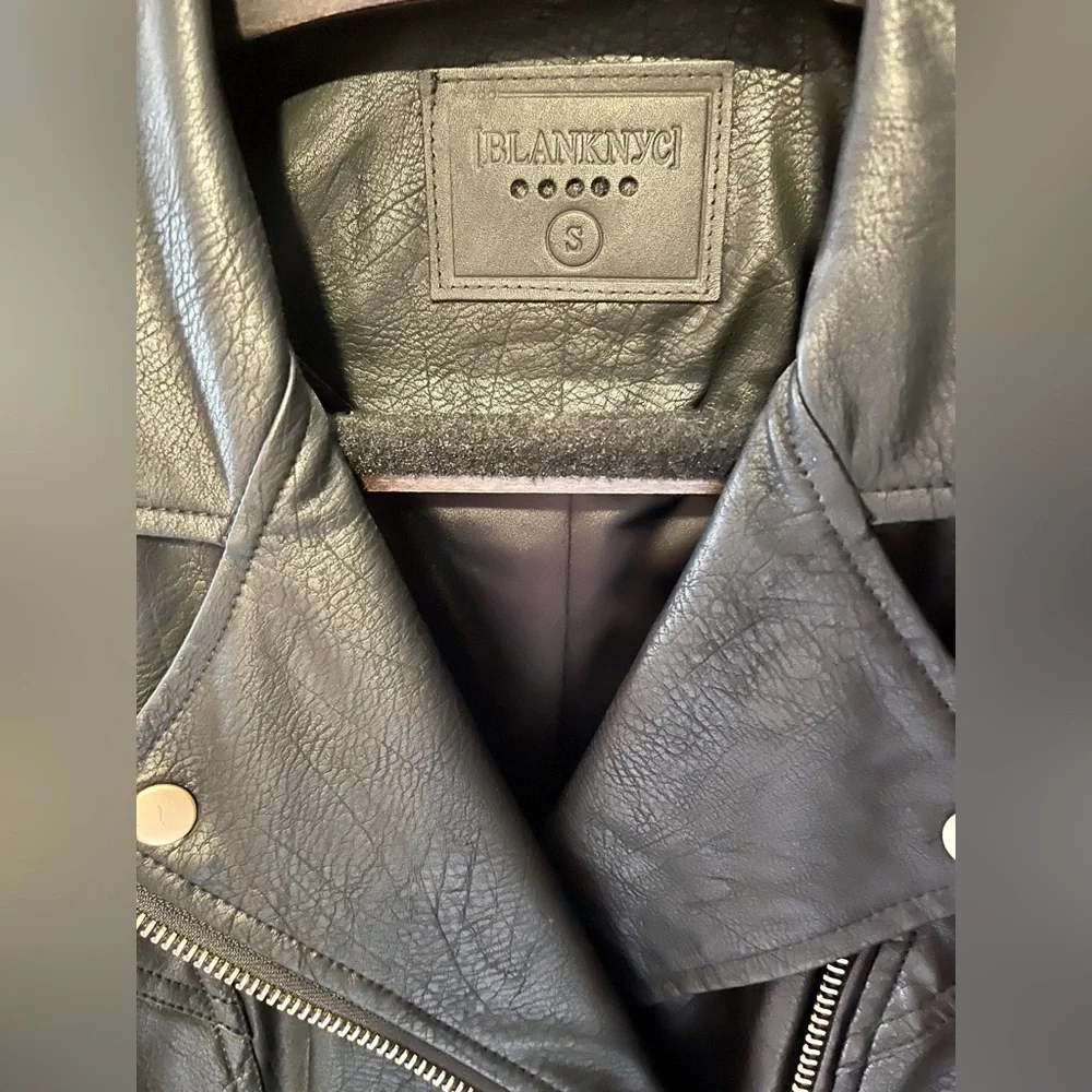 😎🌹Moto jacket embroidered S black faux leather🌹😎 - Picture 4 of 10